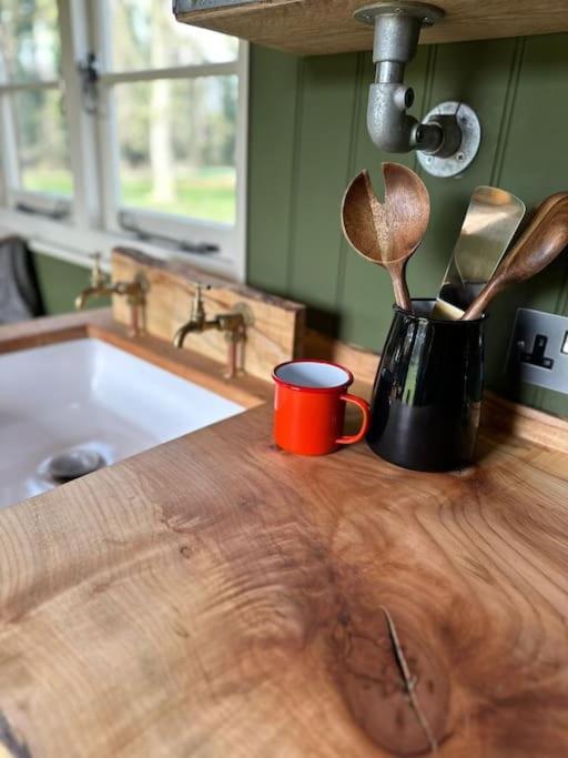 Secret Paddock Secluded Suffolk Getaway Διαμέρισμα Hollesley Εξωτερικό φωτογραφία